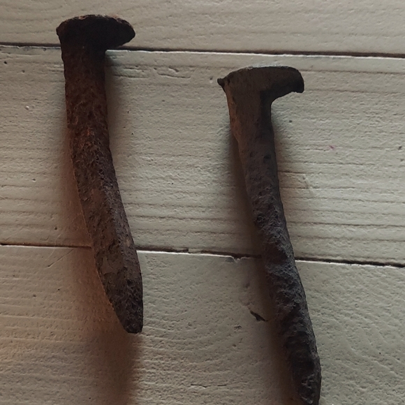 Railroad nails - Picture 1 of 1